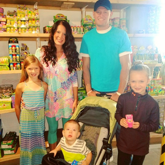 Meet your Posher, Ashley - Picture 8 of 16