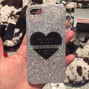 Victorias Secret Pink iphone 5 case