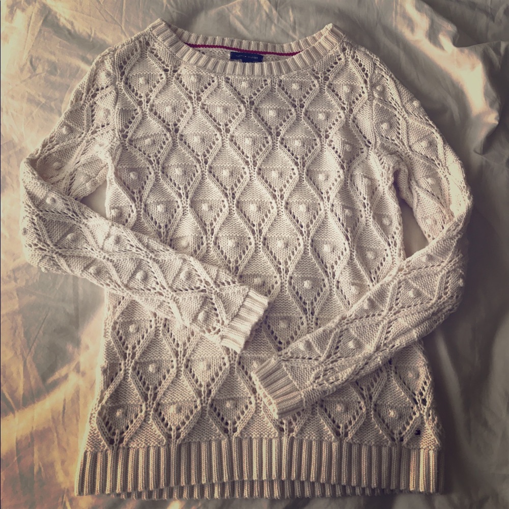 Tommy Hilfiger ivory popcorn sweater long sleeve