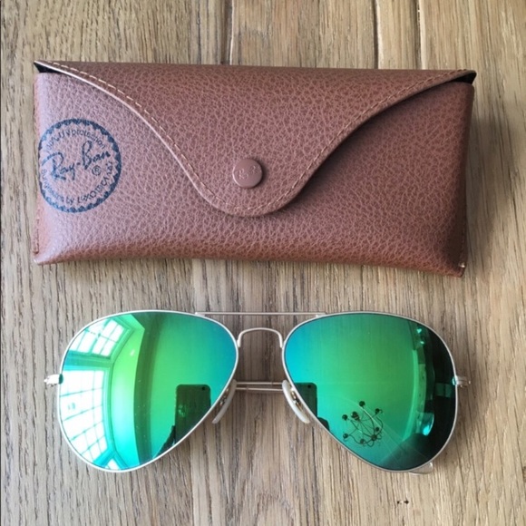 Brand new green mirrored Ray-Ban aviators main image 4