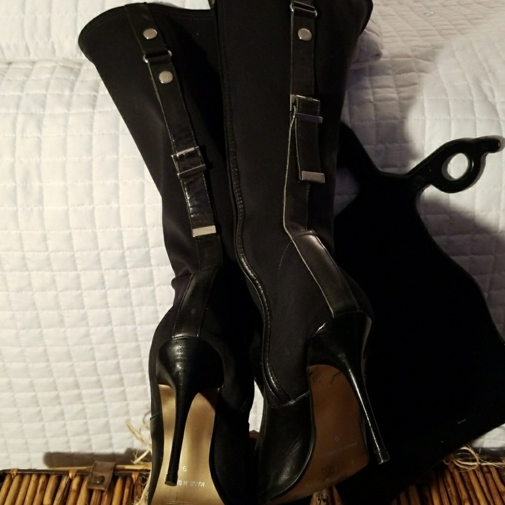 Boots - Picture 4 of 4