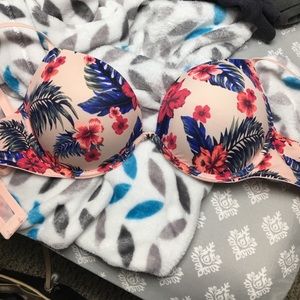 PINK Super Push-Up 36C