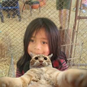 Meet your Posher, Daniela