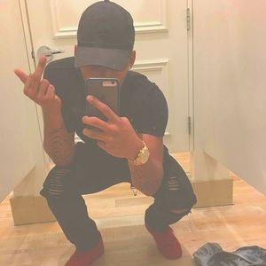 Meet your Posher, Kurry