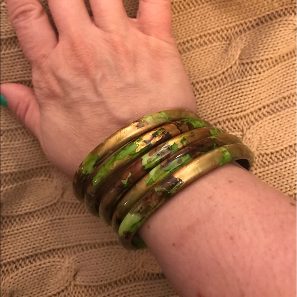 Plastic bangles - Picture 3 of 3