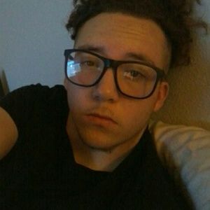 Meet your Posher, Justin