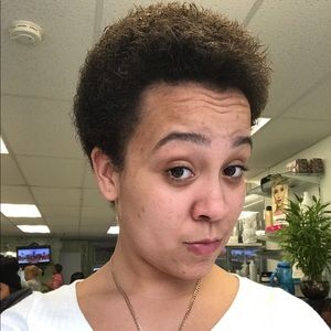 Meet your Posher, Renee