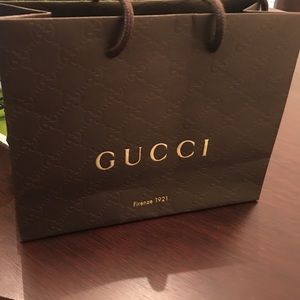 Gucci shopping bag