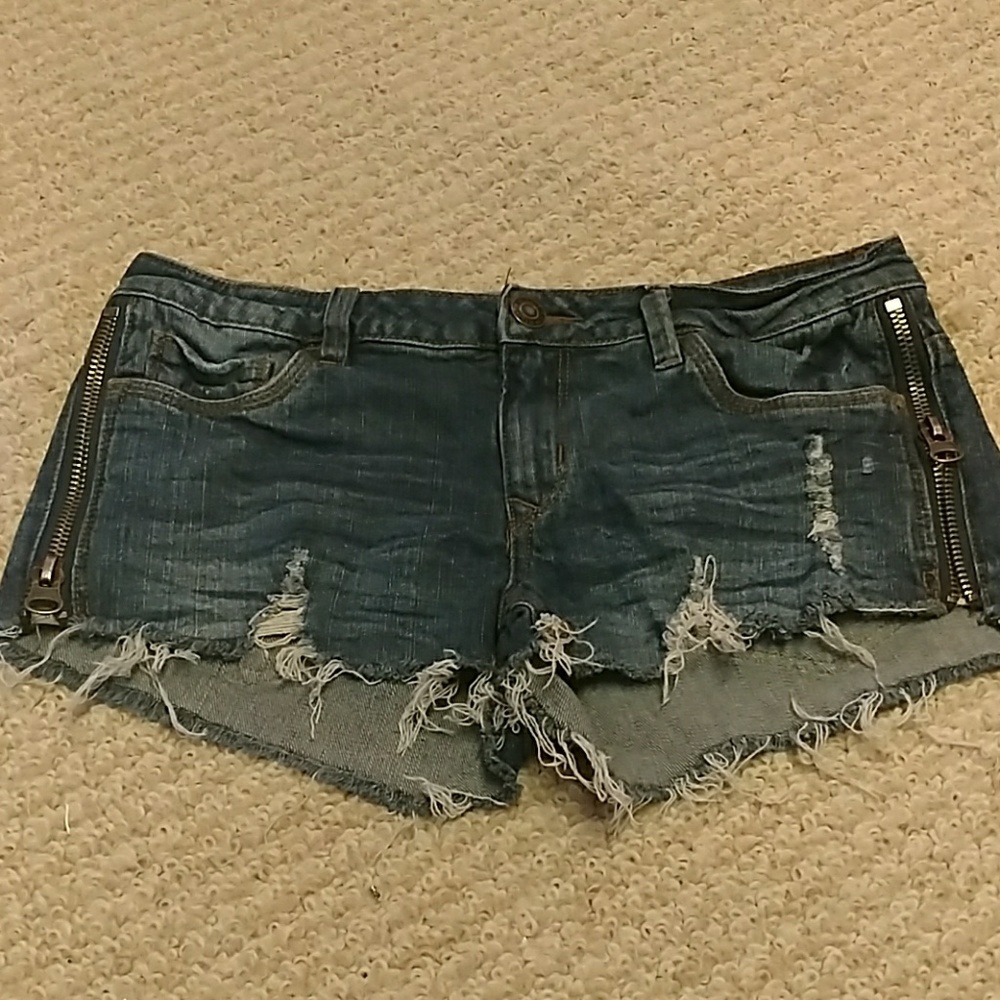 Rue 21 Jean cutoffs