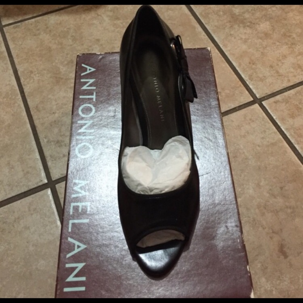 Black Peep Toe Pumps 💸PRICE IS NOT FIRM💸