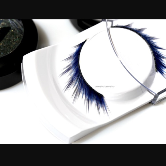 🎩STAR TREK ⭐️COMICON LOOK⭐️EYELASHES LASHES RARE - Picture 2 of 7