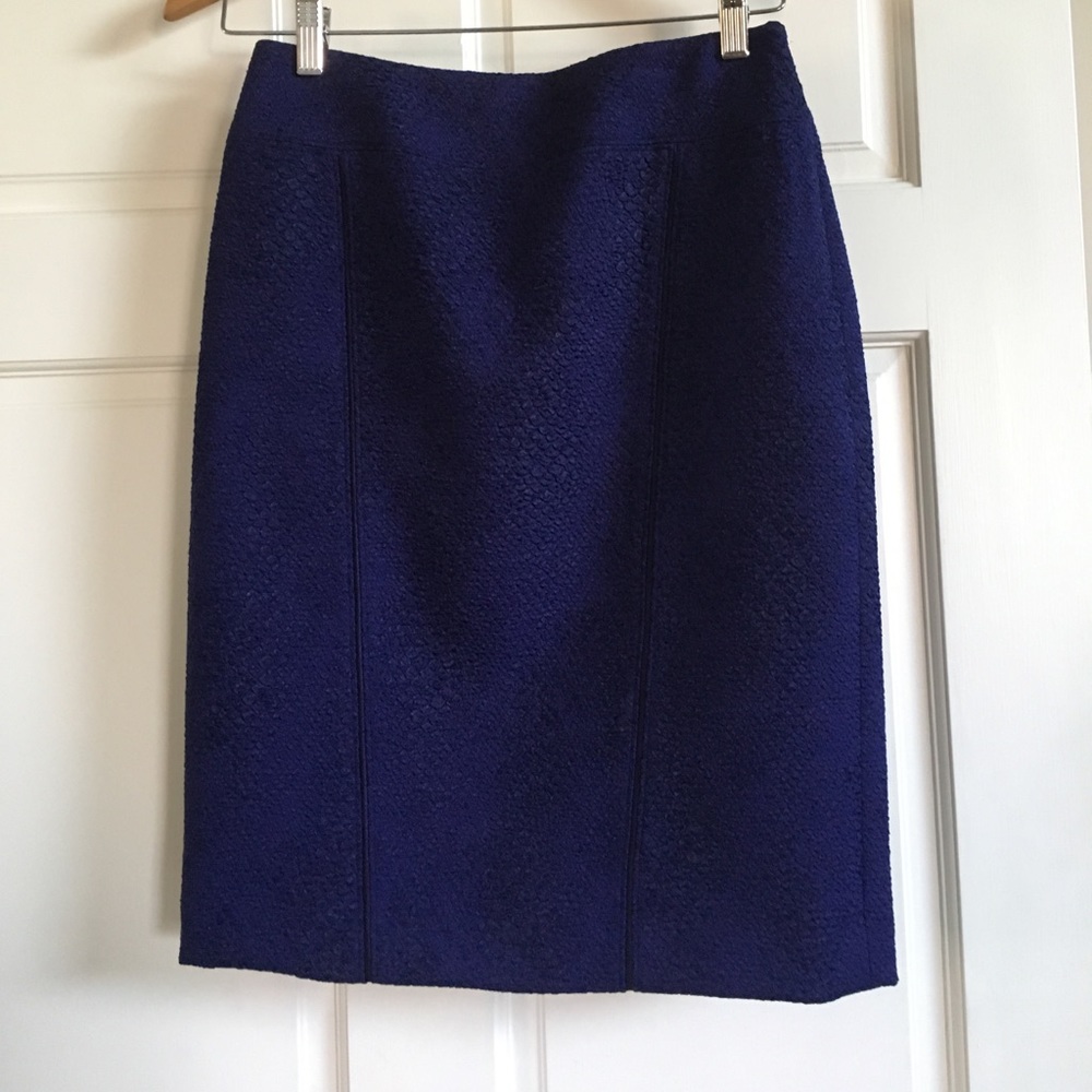 T Tahari skirt