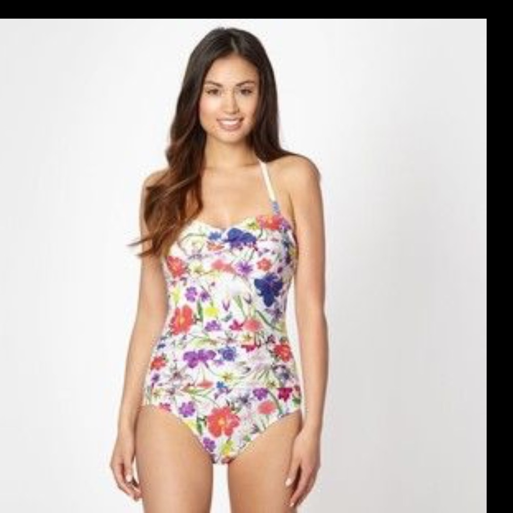 FIt4U tummy control one piece swimsuit