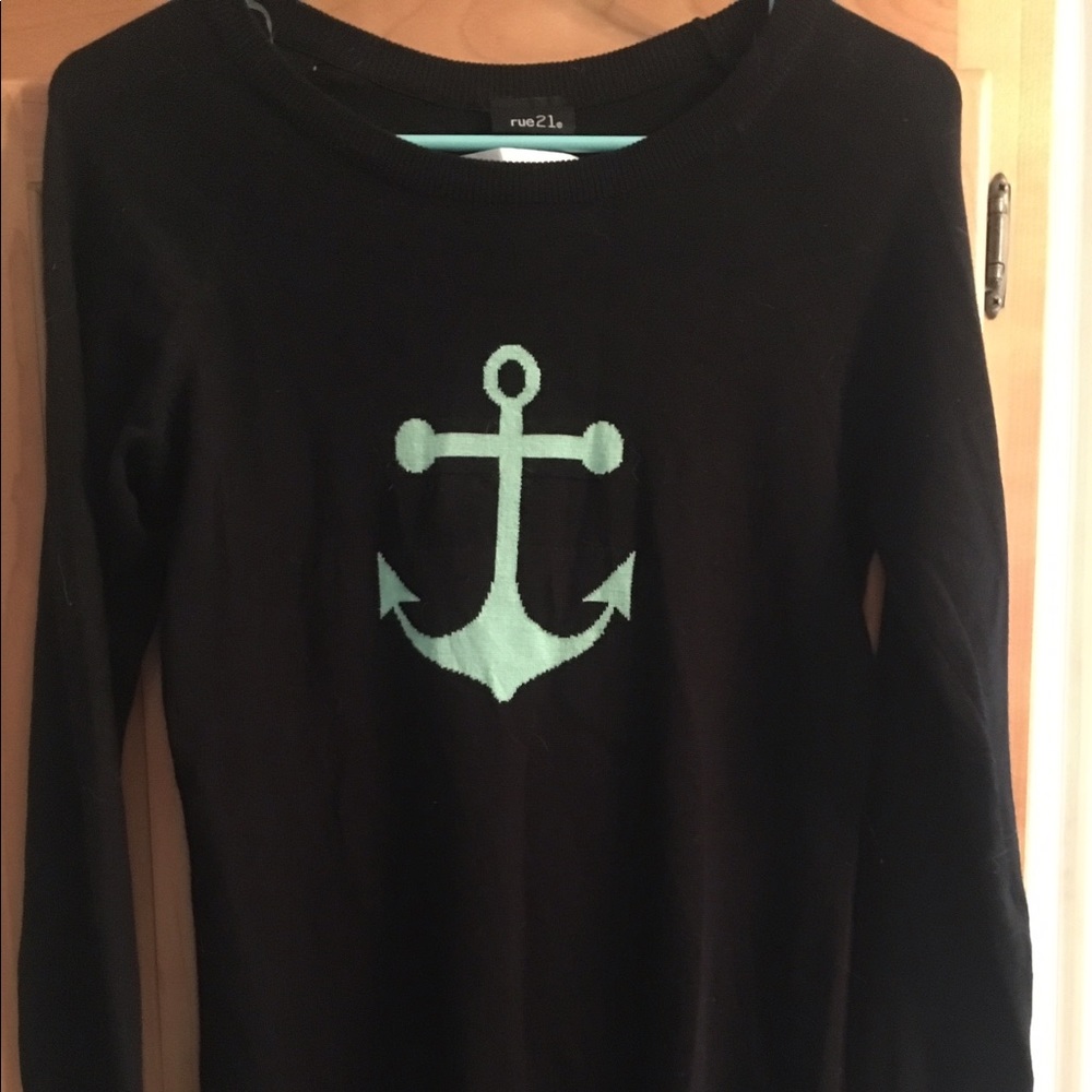 Light weight sweater