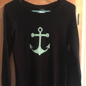 Light weight sweater