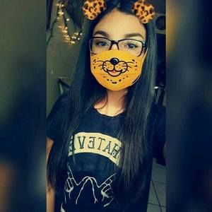 Meet your Posher, Melisa