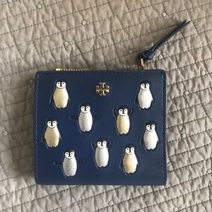 Tory butch small penguin wallet