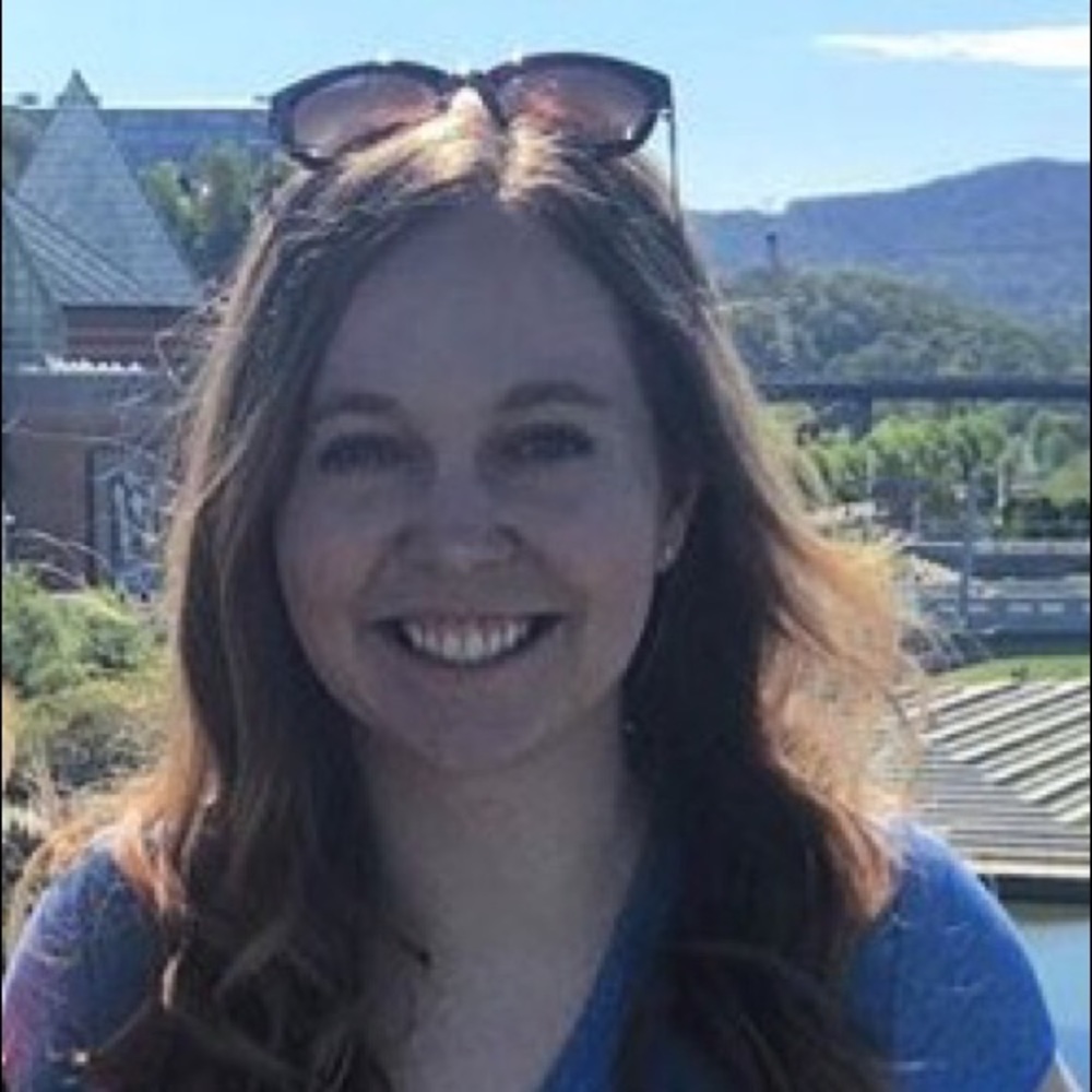 Meet your Posher, Leslie