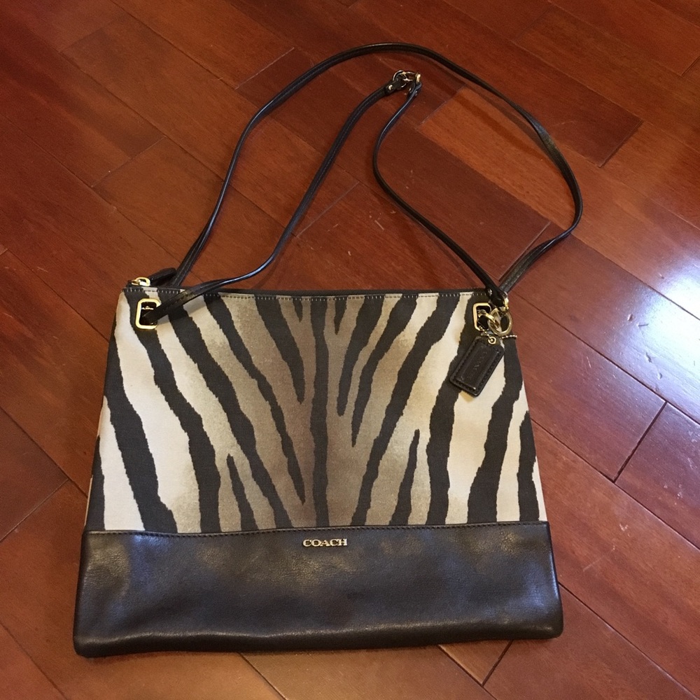 Coach Cross Body with  Small Wallet - Picture 2 of 5