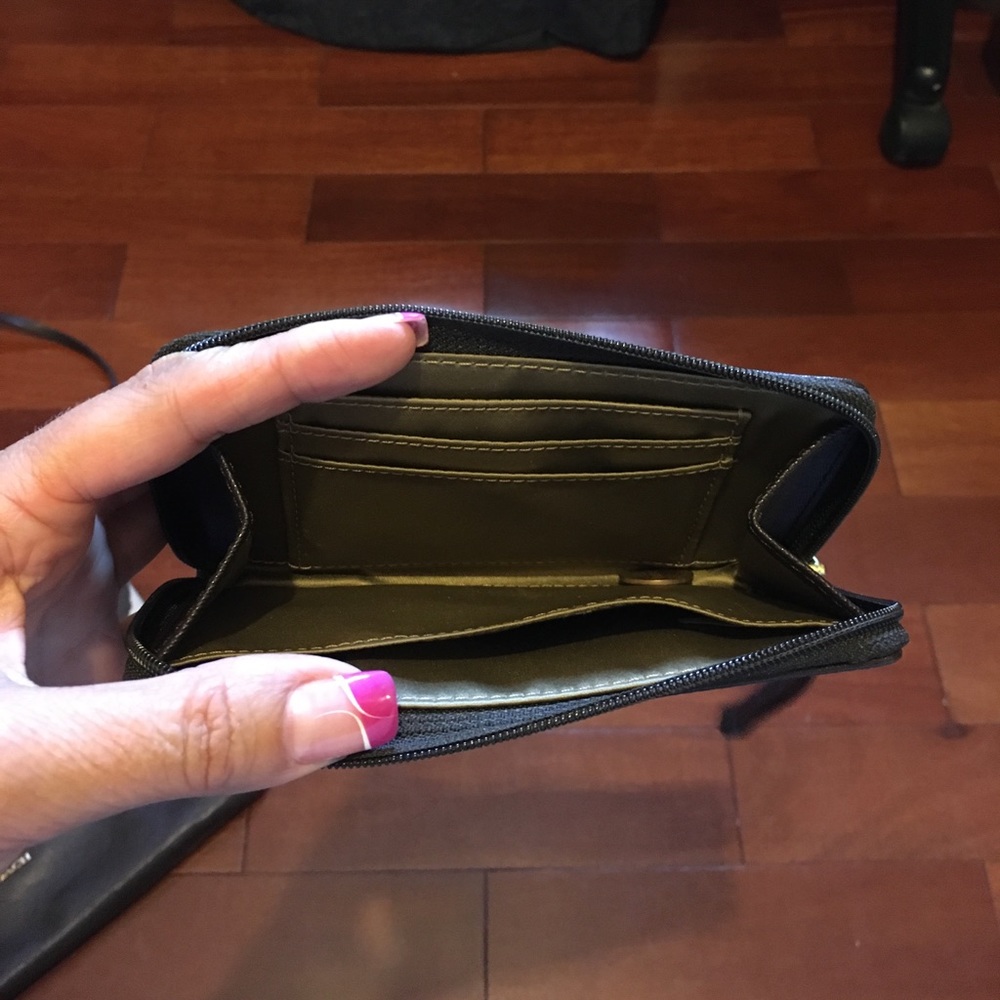 Coach Cross Body with  Small Wallet - Picture 4 of 5
