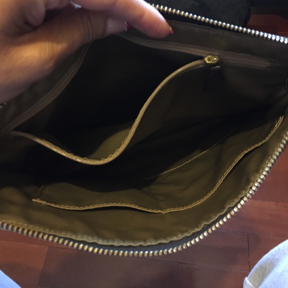 Coach Cross Body with  Small Wallet - Picture 5 of 5