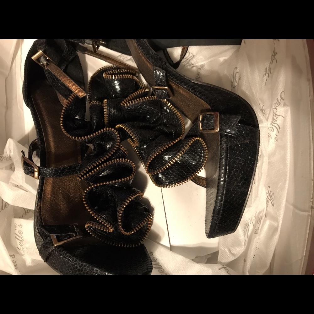 Shoes