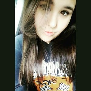 Meet your Posher, Brittany