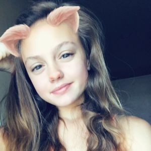 Meet your Posher, Jenene