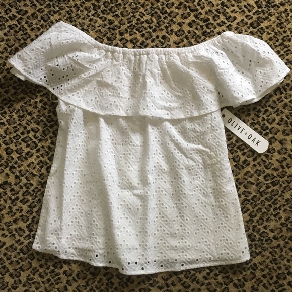 Olive & Oak Tops - BNWT WHITE EYELET OFF THE SHOULDER SUMMER TOP SZ S
