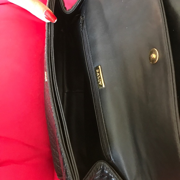 Quilted Lamb Skin Bally Bag 100% Authentic - Picture 4 of 8