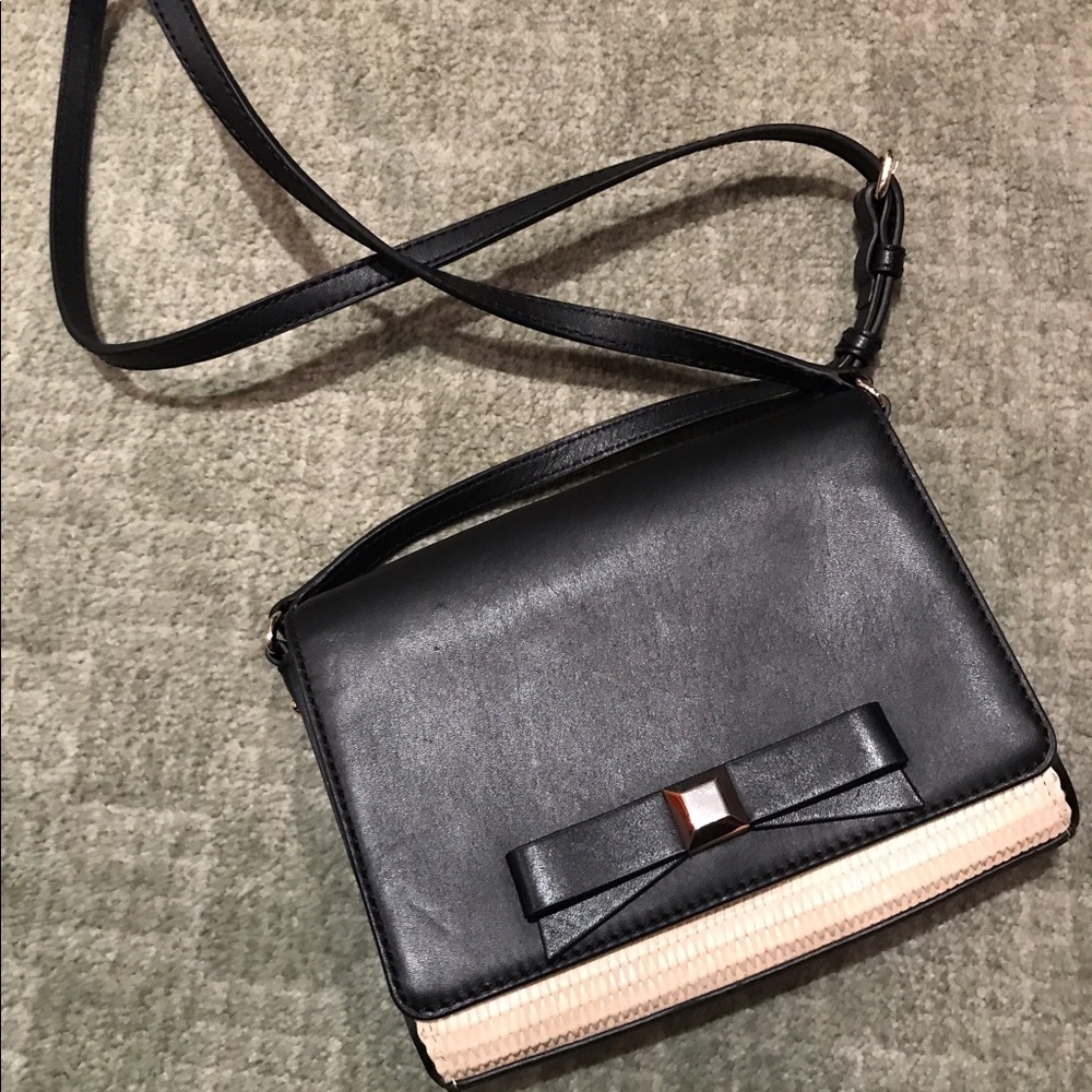 Black Kate spade cross body