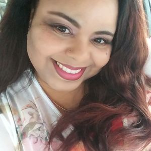 Meet your Posher, Monique