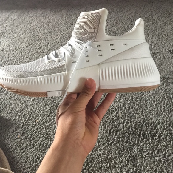 Damien Lillard 3's - Picture 3 of 3