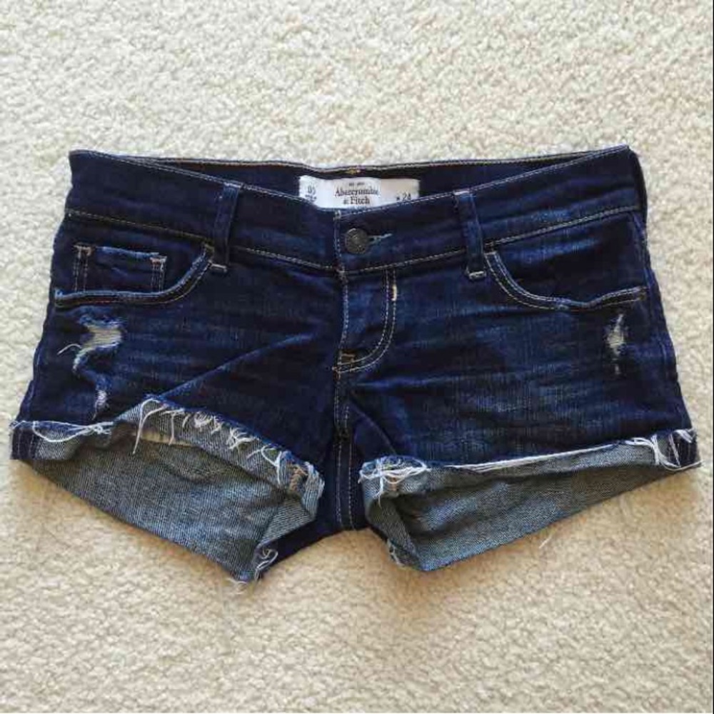 A&F Dark Wash Frayed Denim Shorts (size 00)