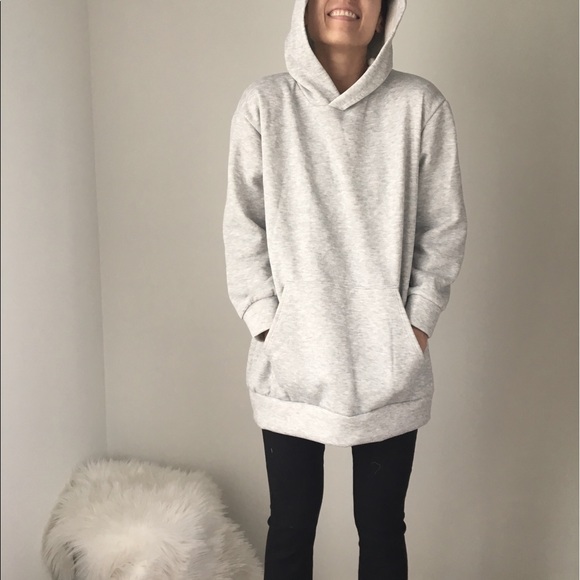 Celebrity style must have sweatshirt with hoodie - Picture 2 of 6