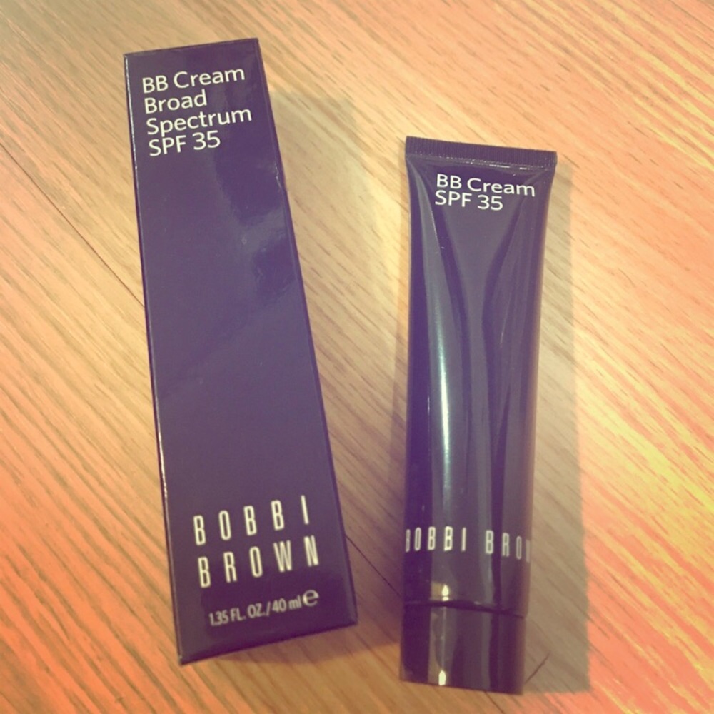Bobbi Brown BB Cream shade light