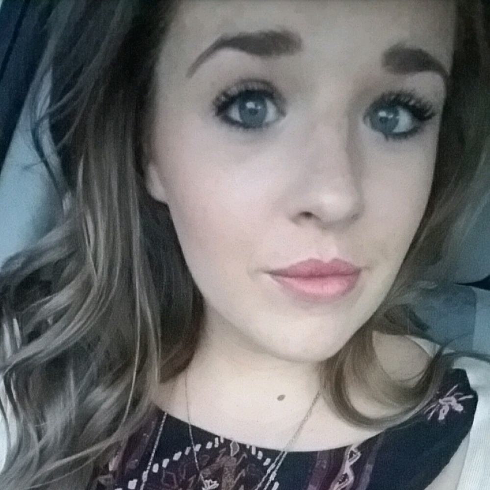 Meet your Posher, Samantha