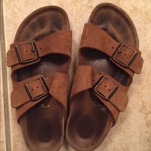 barely worn size 36 arizona birkenstocks