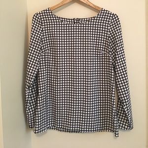 Merona back zip shirt