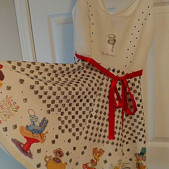 Handmade Alice dress - Picture 4 of 5