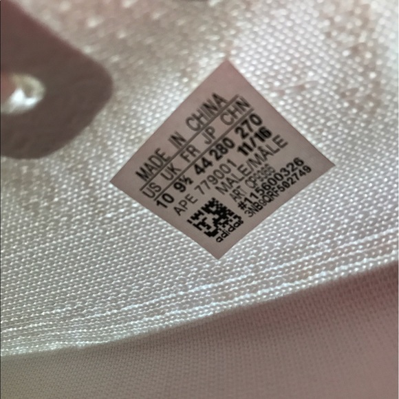 Yeezy boost 350 v2 cream white (triple white) main image 4