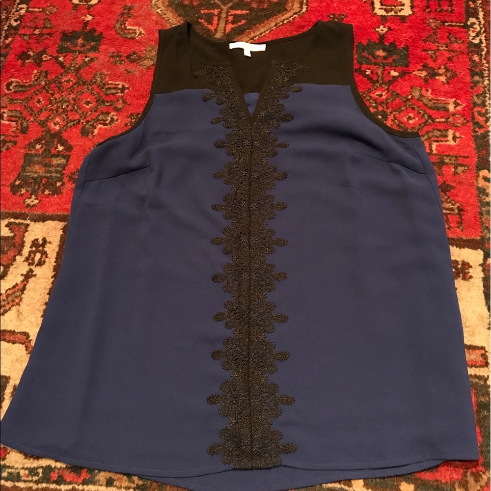 41 Hawthorn lace detail blouse - size M