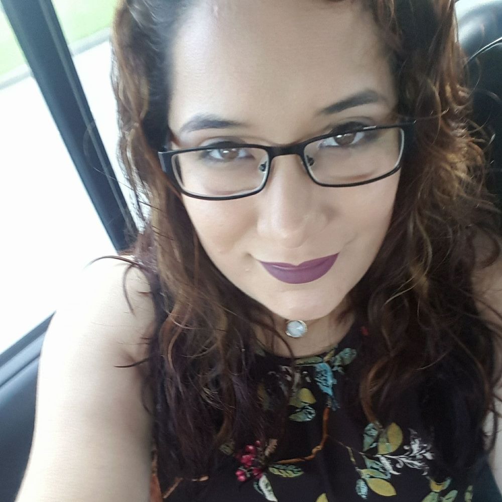 Meet your Posher, Rosario