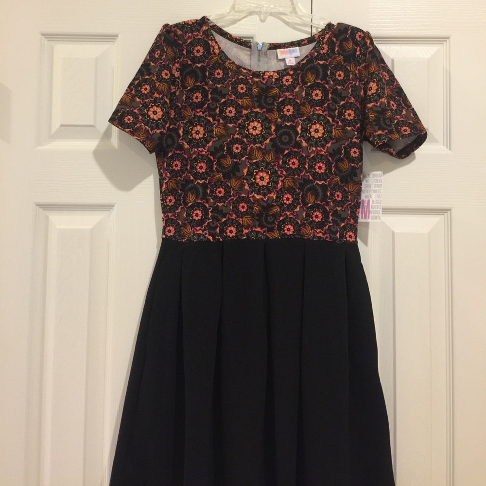 Lularoe Amelia