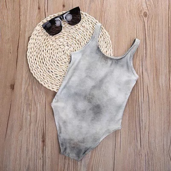 Pug trendsetting unique swim suit! - Picture 2 of 2