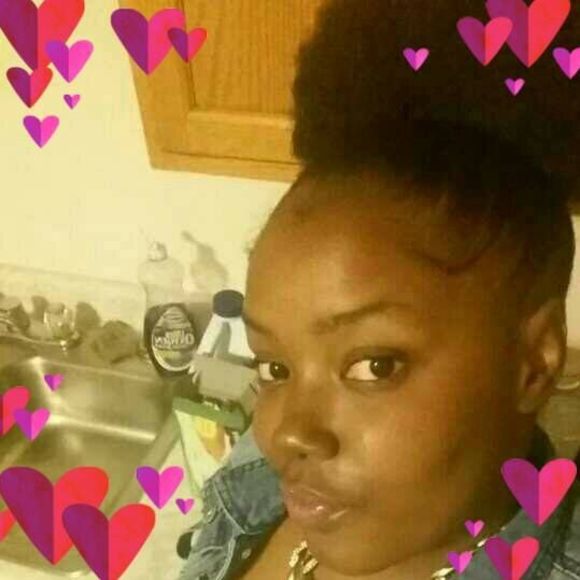 Meet your Posher, Ayanna - Picture 1 of 1