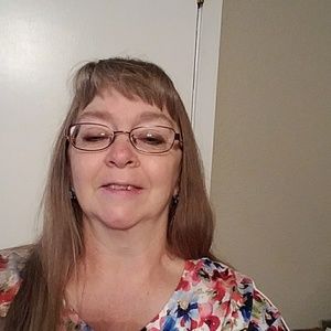 Meet your Posher, Pam