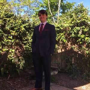 Meet your Posher, Cameron