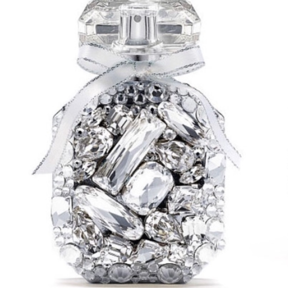 Bombshell Luxe