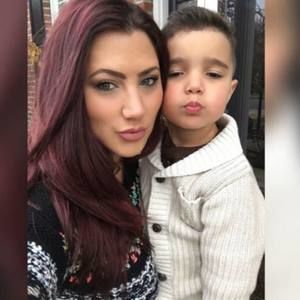 Meet your Posher, Lauren